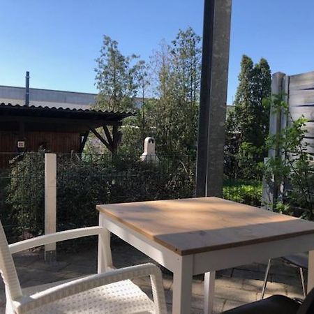 Ferienwohnung Mook Rodenbach  Екстериор снимка